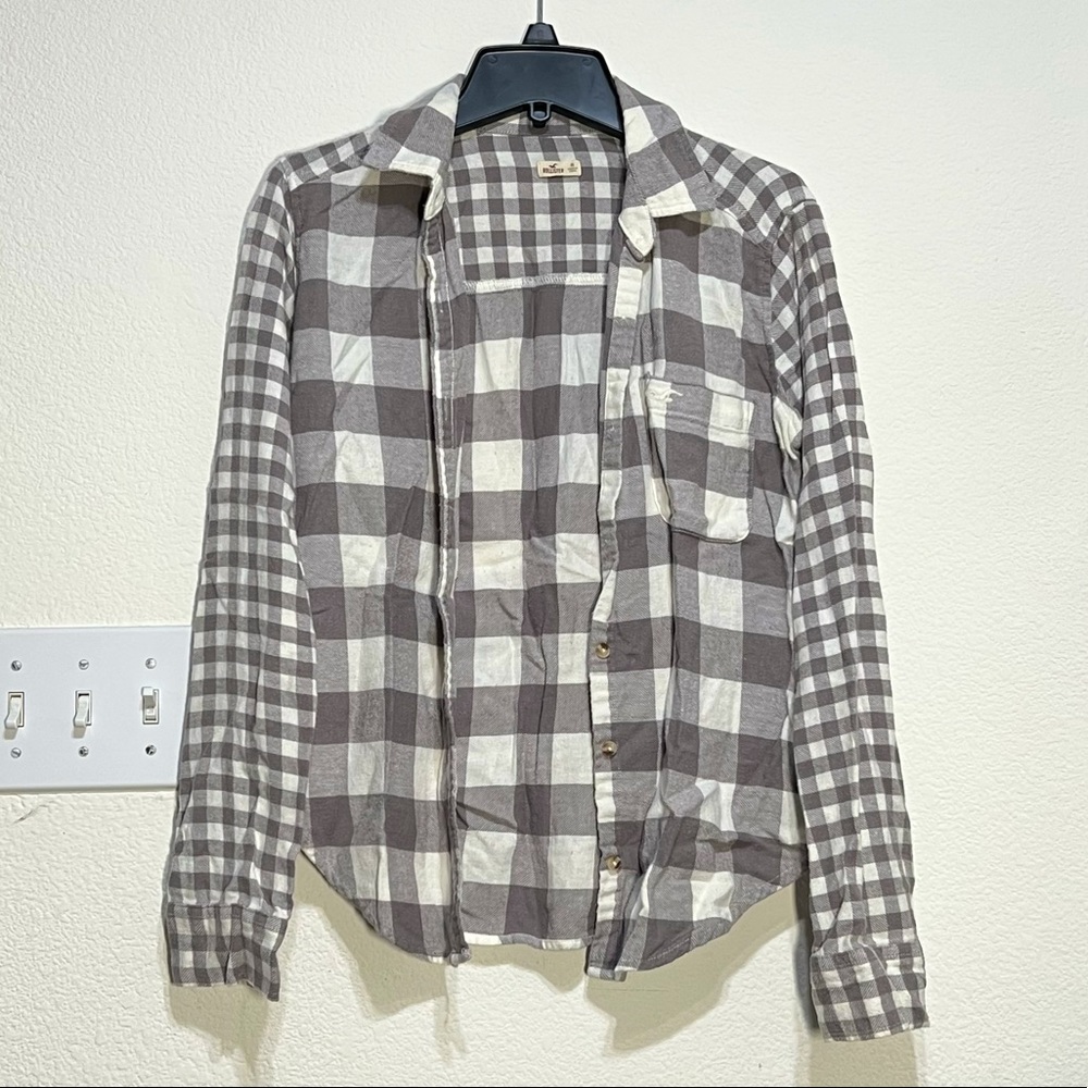 HOLLISTER | Gray & white flannel top | Size XS | GOOD CONDITION